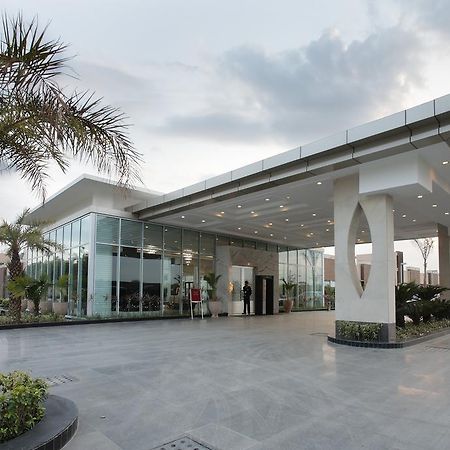 Oodles Hotel Nueva Delhi Exterior foto
