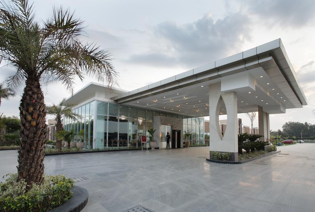 Oodles Hotel Nueva Delhi Exterior foto